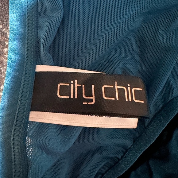 CITY CHIC Strappy Bra with matching pants and g-string 36DD, sz 16 teal gold - Picture 5 of 5